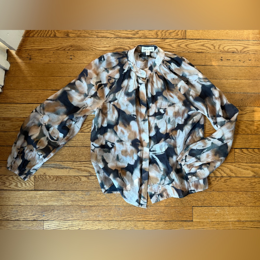 cloth & stone Long Sleeve Peasant Henley - Size Small